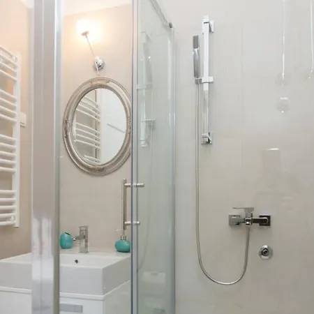 Center 2bdr Additional Living King Bed 4 Pers Apartment Belgrade